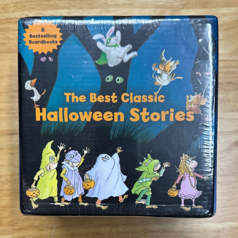 New to Posh B📕| Classic Halloween Stories Kids Costume Set